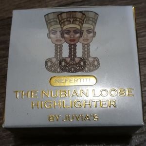 Juvias Place Loose Highlighter in Neferetiti NIB